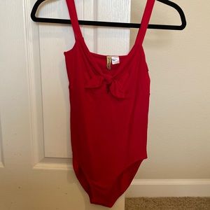 HM red bodysuit with snap